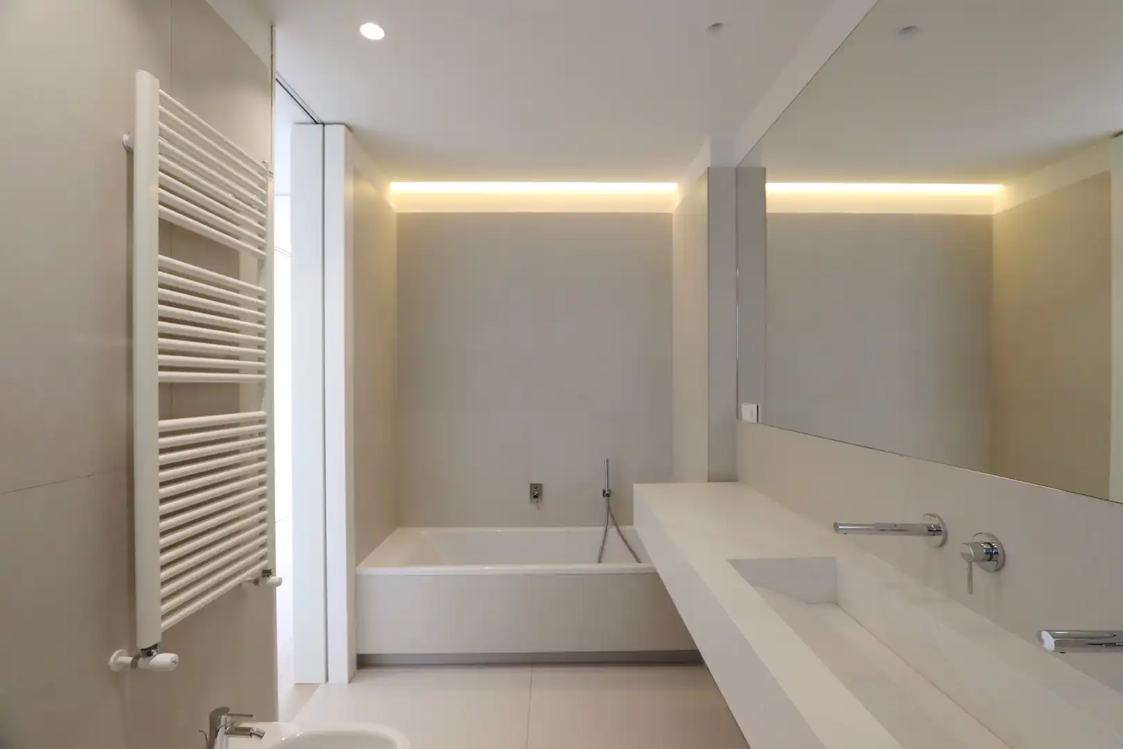 Baño de Piso en venta en Madrid con Aire acondicionado, Calefacción y Parquet
