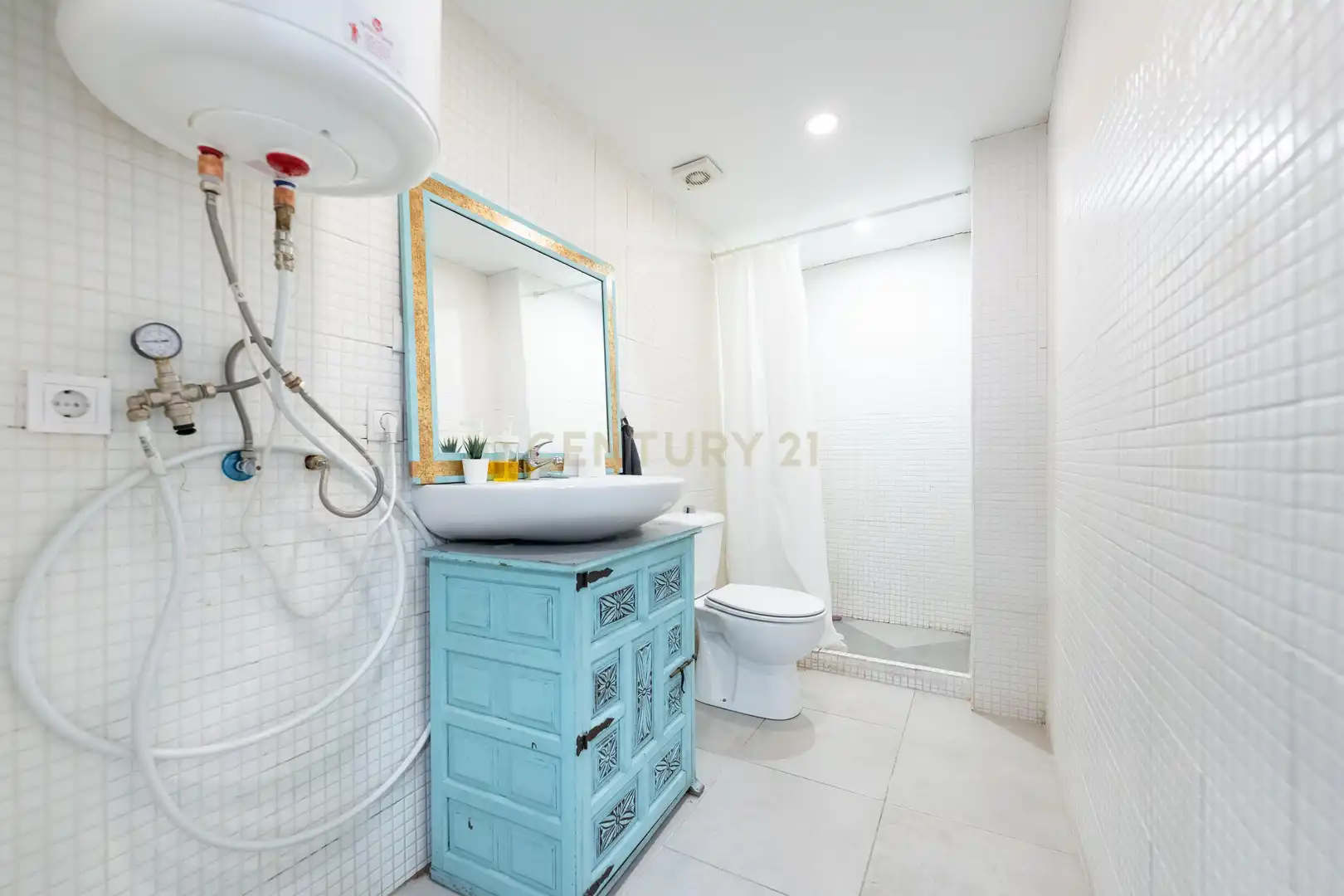 Badezimmer von Residential zum Verkauf in Madrid
