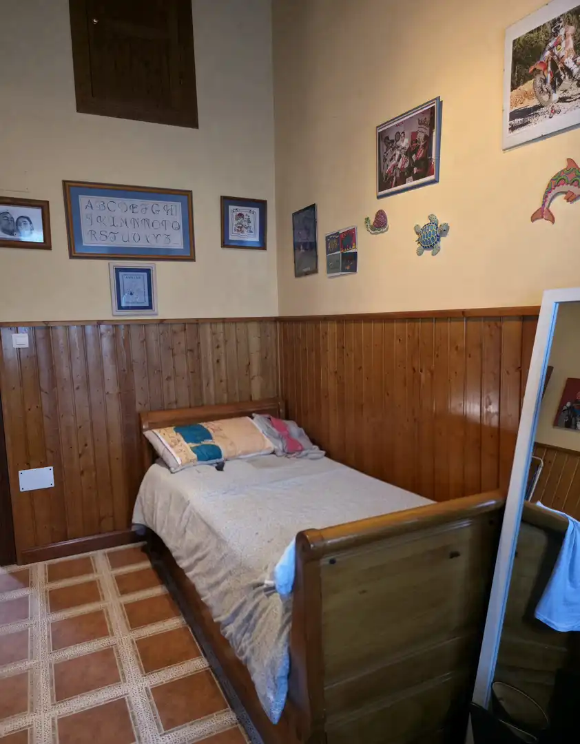 Bedroom of Houses for sale in Salinas de Pisuerga  with Private garden, Storage room and Swimming Pool