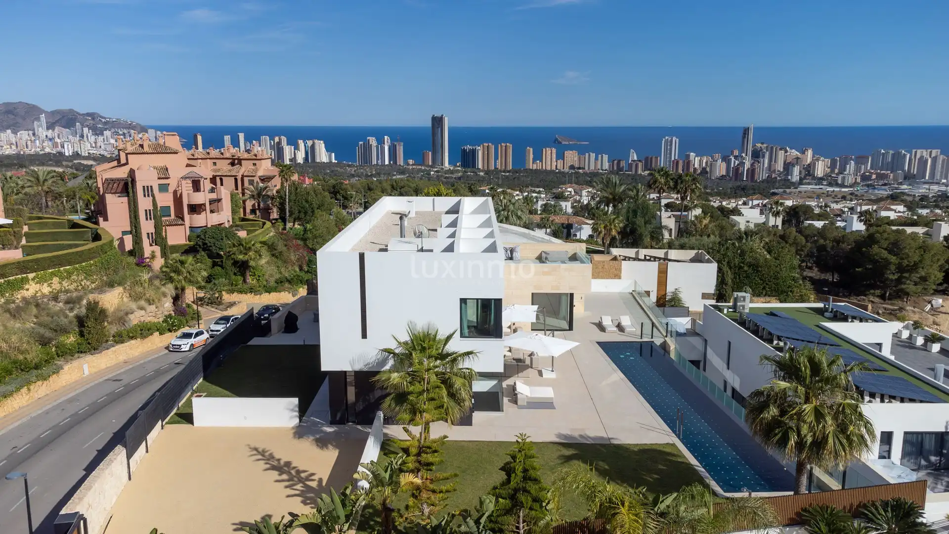 Villa avec terrasse à vendre à Golf Bahía