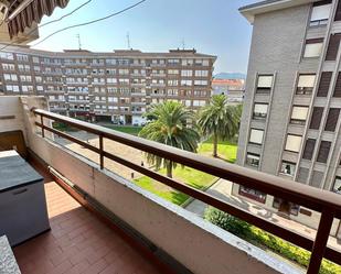 Exterior view of Flat to rent in Torrelavega 