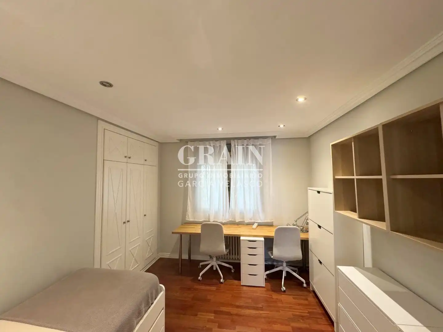 Bedroom of Flat for rent in Albacete  with Air Conditioner and Heating