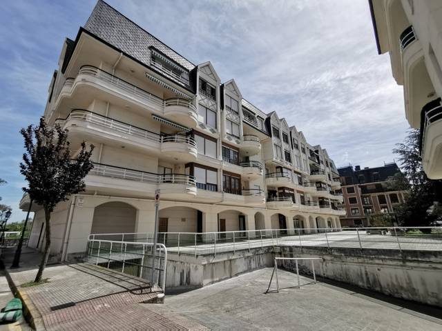 Garaje en Venta en Colindres - MENENDEZ PELAYO en Colindres