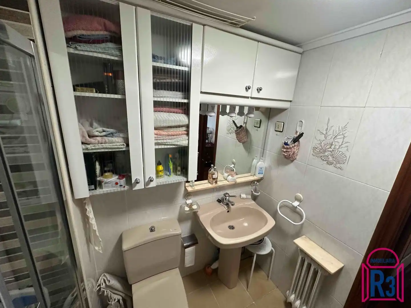 Bathroom of Flat for rent in León Capital   with Heating, Terrace and Storage room