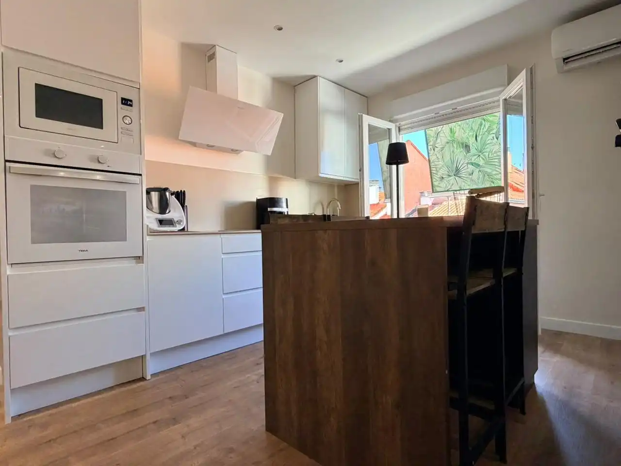 Kitchen of Flat for sale in Madrid  with Air Conditioner, Heating and Terrace