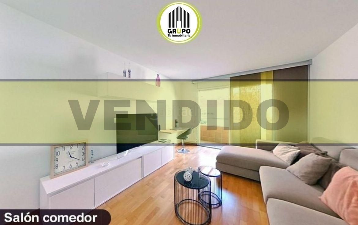 Sala d'estar de Pis en venda en Esplugues de Llobregat amb Aire condicionat, Calefacció i Terrassa