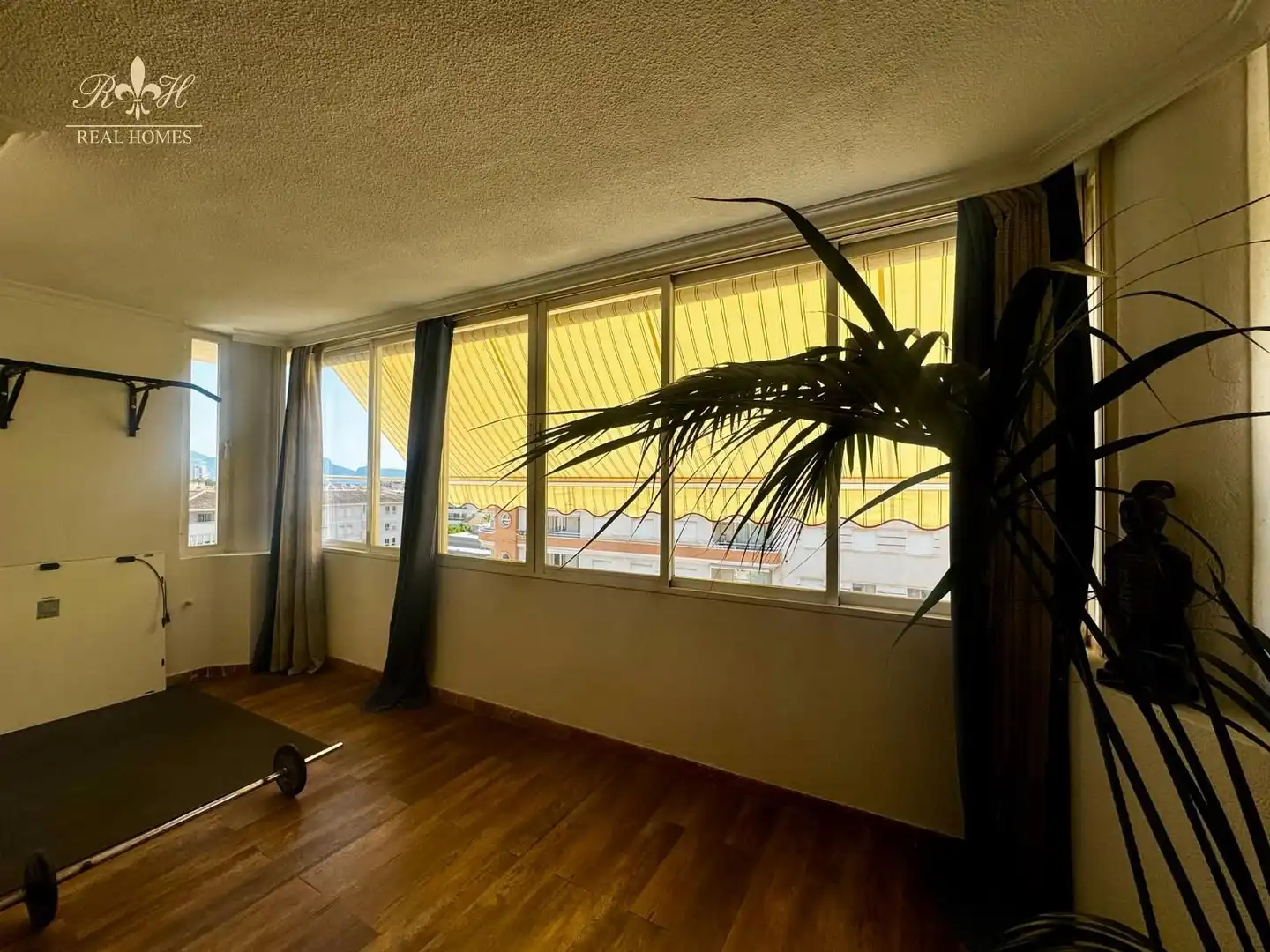 Piso con ascensor en venta en JOAQUÍN TURINA, imagen 3