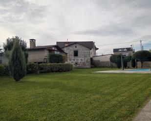 Vista exterior de Finca rústica en venda en Ponteareas amb Calefacció, Terrassa i Piscina