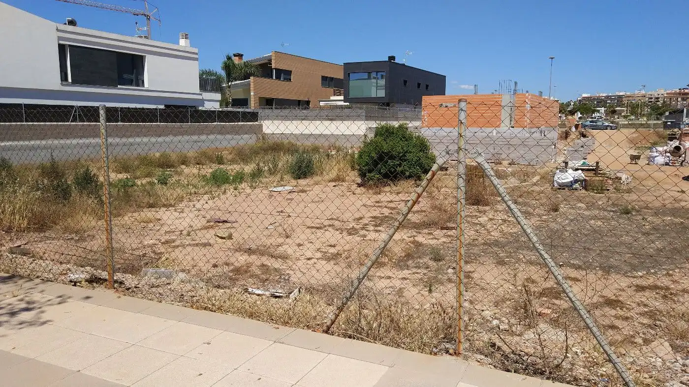 Terreny residencial en venda a Piscinas, imagen 3
