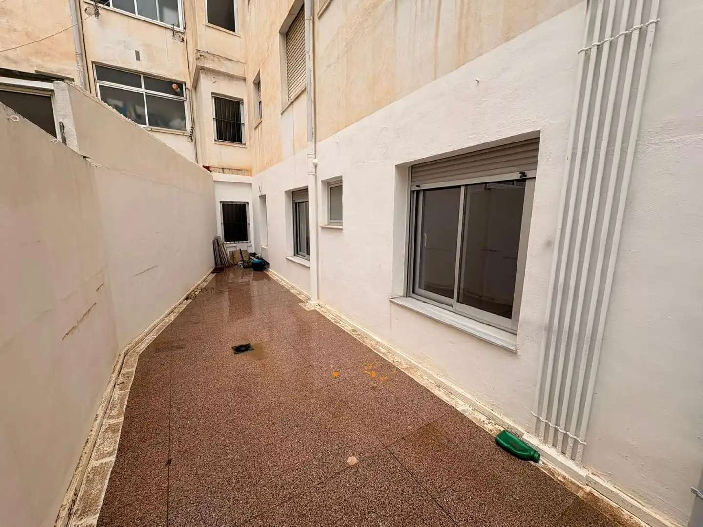 Vista exterior de Piso en venta en Crevillent con Terraza, Balcón y Internet