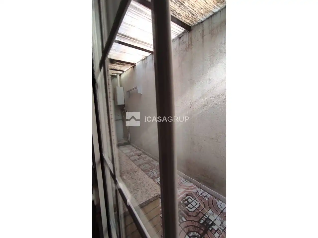 Detached homes for sale in Calle Font del Ferro, Ca n'Oriol