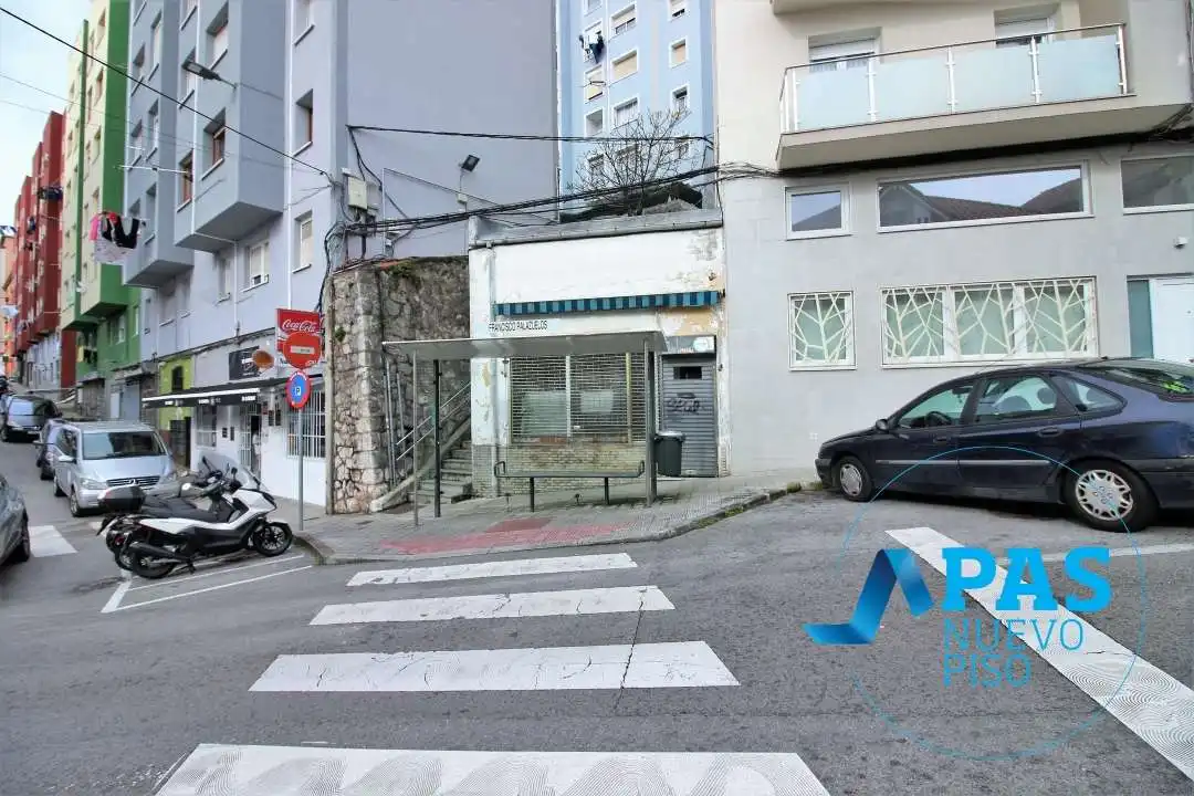 Außenansicht von Geschaftsraum zum Verkauf in Santander
