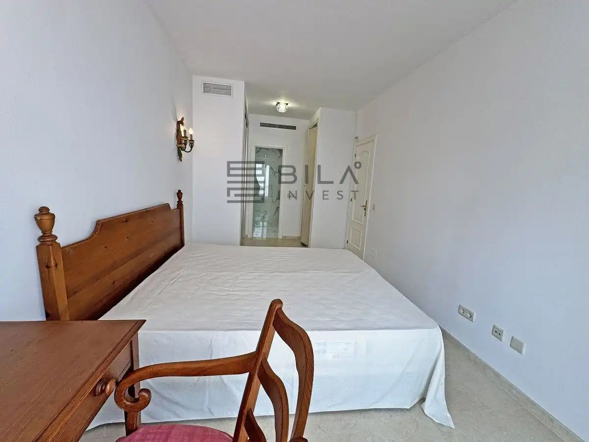 Bedroom of Flat for sale in Elviria - Cabopino