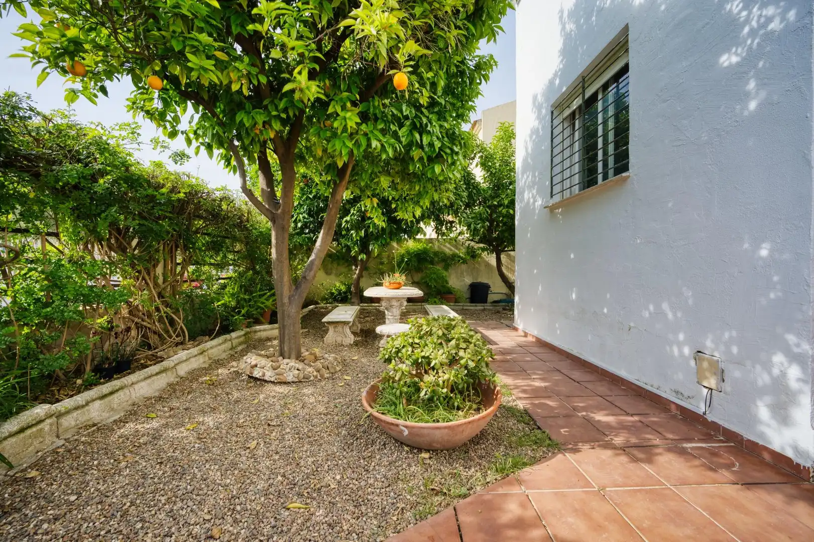 Jardí de Casa o xalet en venda en Espartinas amb Jardí privat, Terrassa i Traster