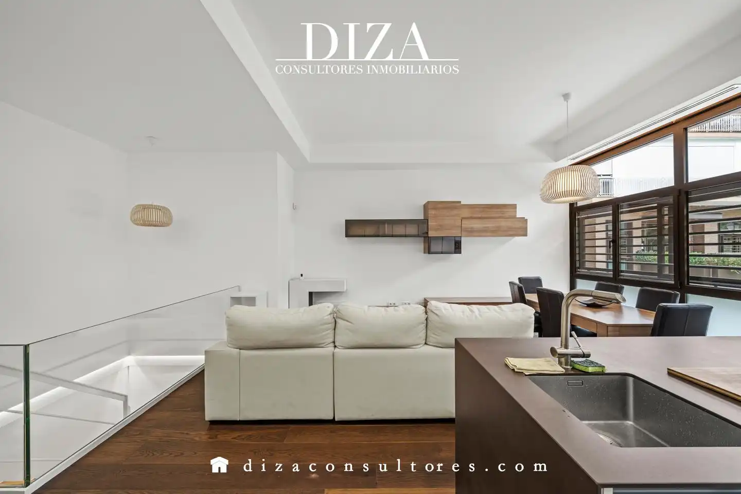 Sala de estar de Dúplex de alquiler en Madrid con Aire acondicionado y Amueblado