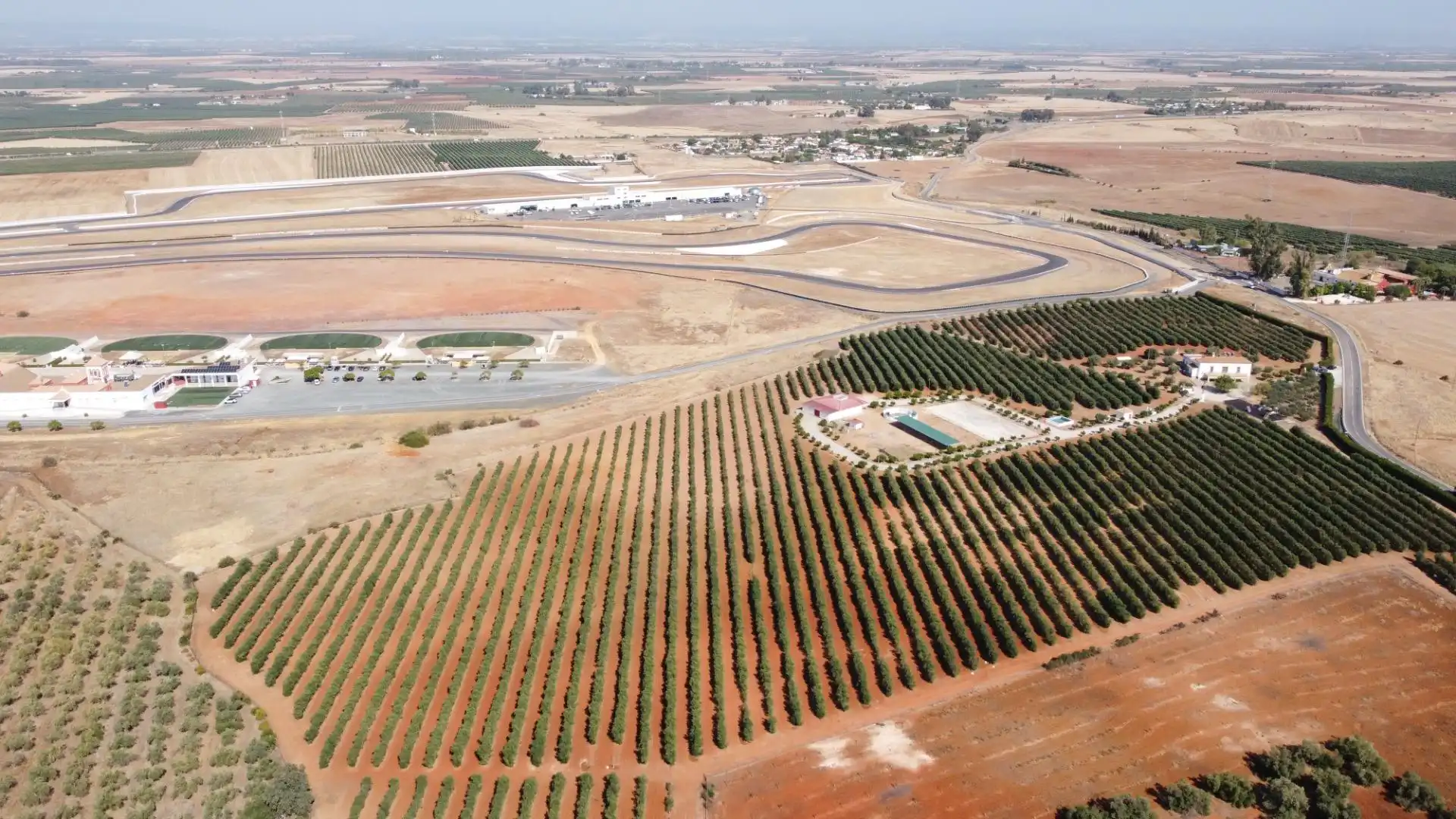 Vista exterior de Finca rústica en venta en Carmona con Calefacción, Jardín privado y Terraza