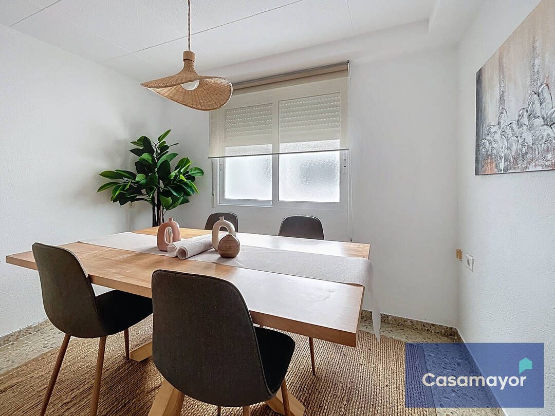 Menjador de Pis en venda en Alicante / Alacant amb Aire condicionat, Calefacció i Balcó