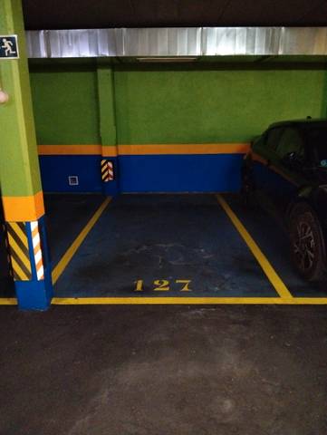 Garaje en Alquiler en Calle de César Cort Botí, 60 en Valdebebas - Valdefuentes