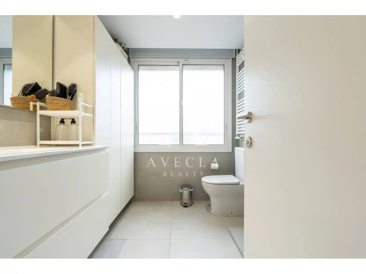 Bathroom of Detached homes for sale in Sant Cugat del Vallès  with Air Conditioner, Heating and Parquet flooring