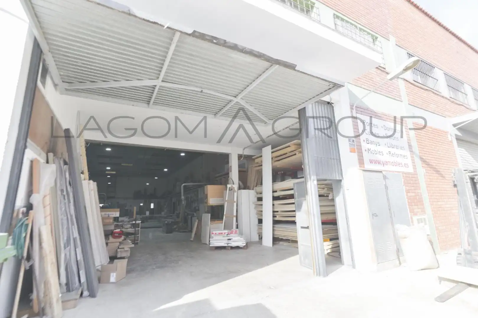 Nau industrial en venda a Sant Esteve Sesrovires