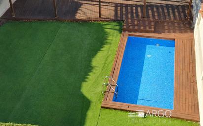 Swimming pool of Duplex for sale in Terrassa  with Air Conditioner, Heating and Parquet flooring