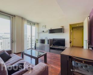 Living room of Flat for sale in L'Hospitalet de Llobregat  with Air Conditioner, Heating and Parquet flooring