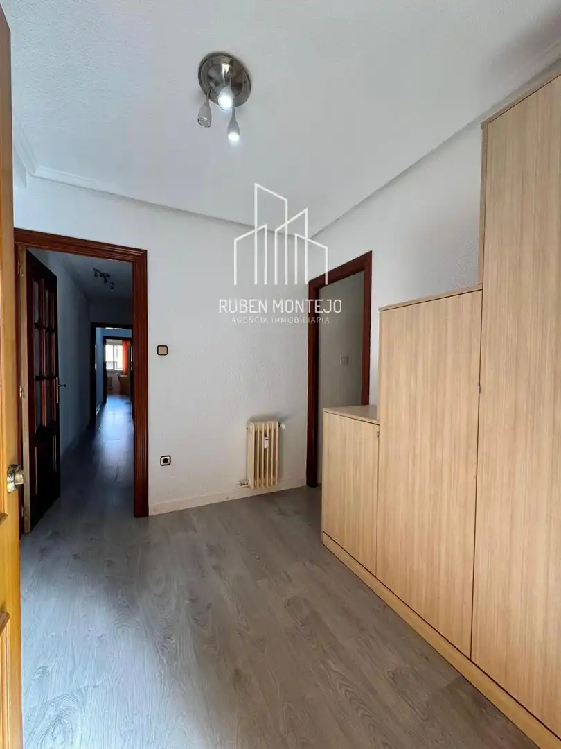 Außenansicht von Wohnung zur untervermieten in Salamanca mit Heizung, Terrasse und Möbliert