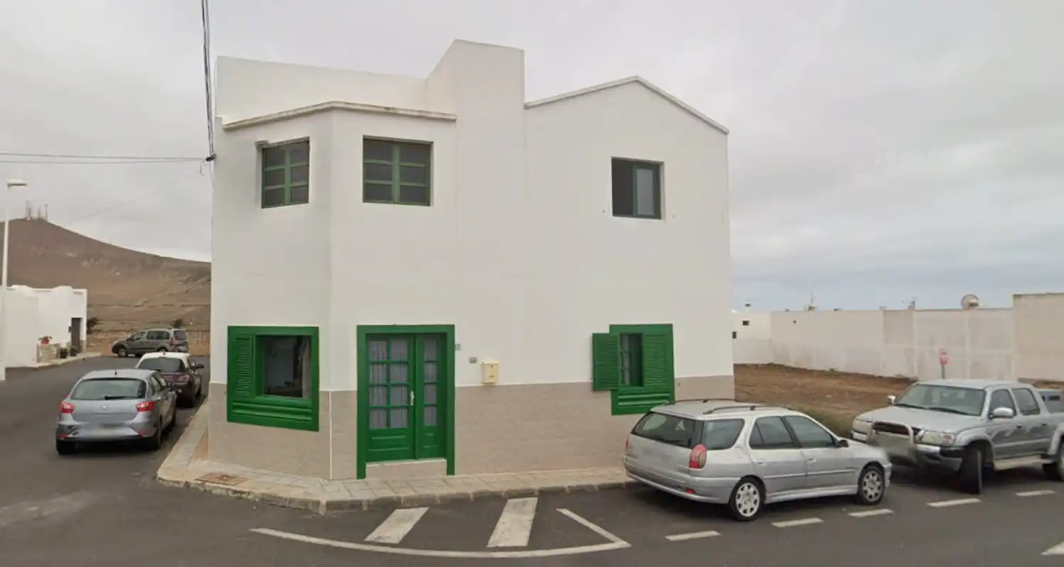 Vista exterior de Pis en venda en San Bartolomé
