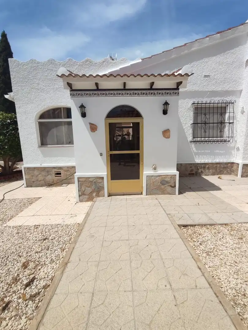 Casa o chalet de alquiler en Rojales con Jardín privado, Terraza y Trastero