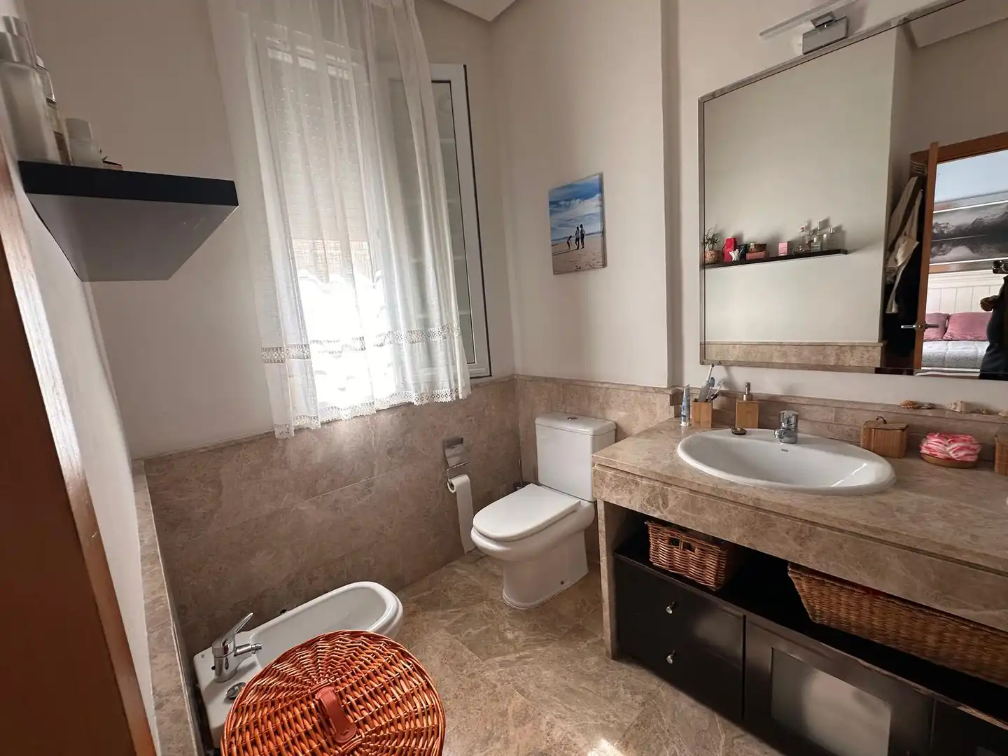 Baño de Casa adosada en venta en Montequinto con Aire acondicionado y Calefacción