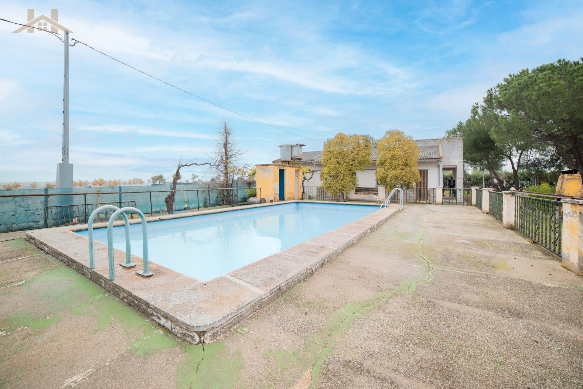 Swimming pool of Country house for sale in Carranque  with Private garden and Swimming Pool