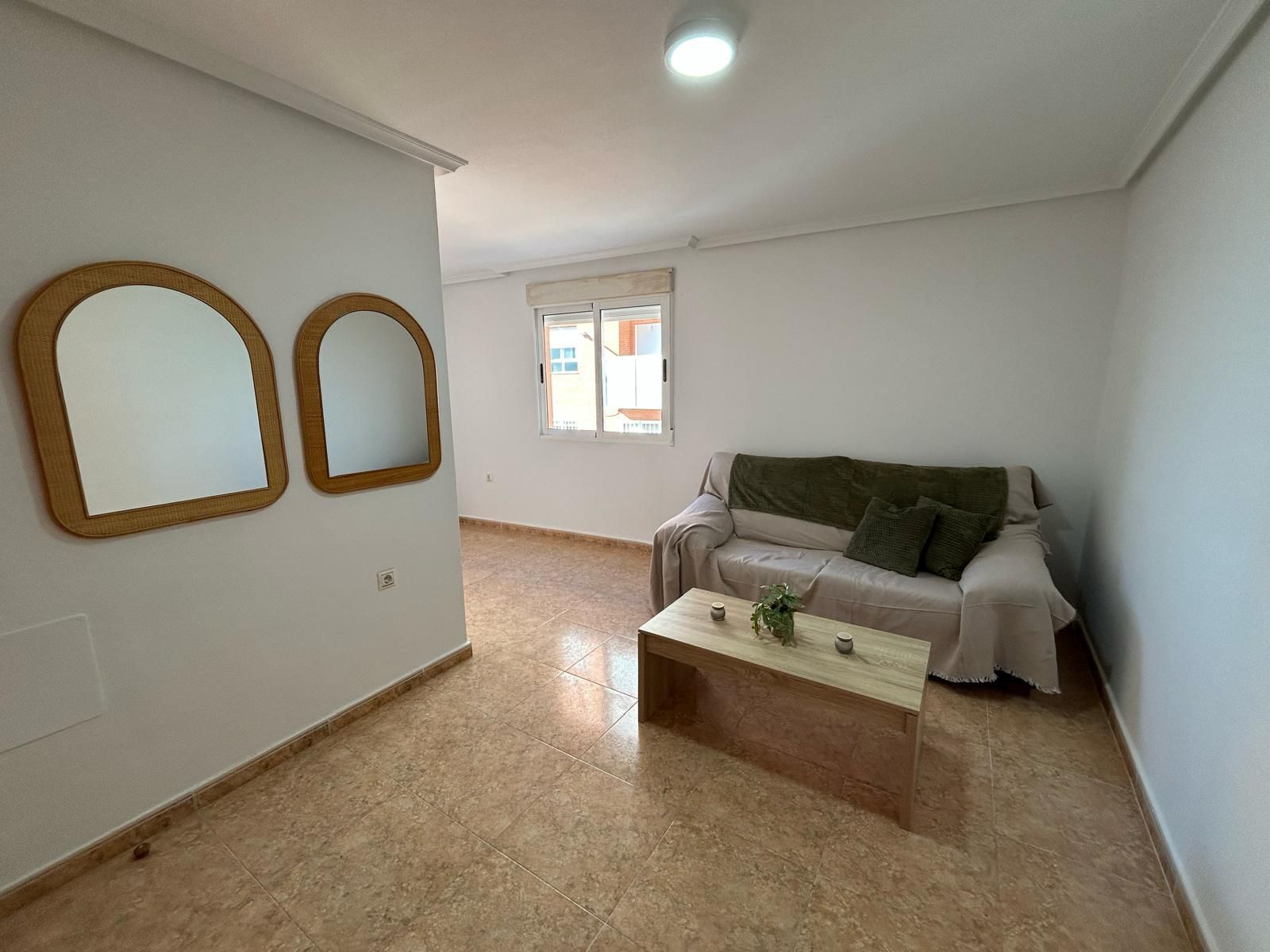 Piso de alquiler en Los Montesinos