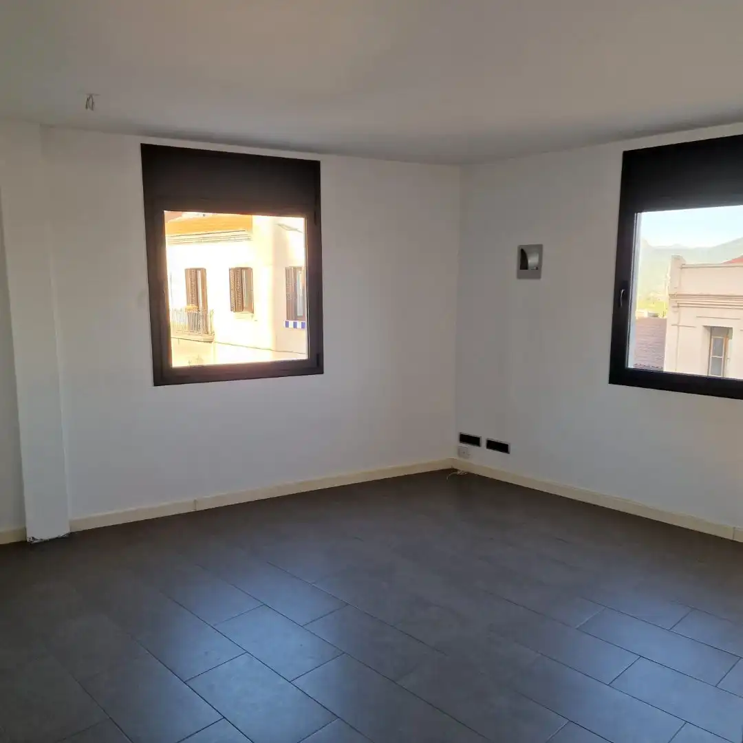 Sala d'estar de Pis en venda en Sant Feliu de Codines amb Aire condicionat, Calefacció i Piscina comunitària