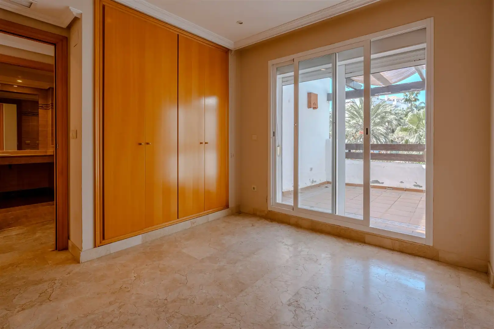 Dormitori de Casa o xalet en venda en Estepona