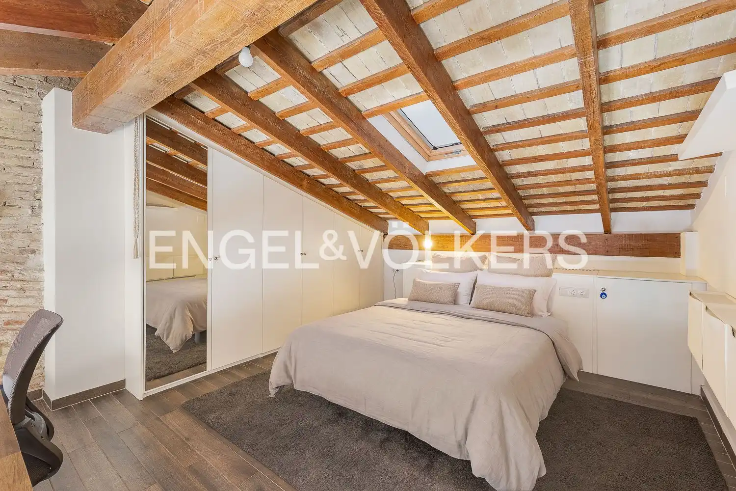 Habitación de Piso en venta en Valencia con Aire acondicionado, Calefacción y Balcón