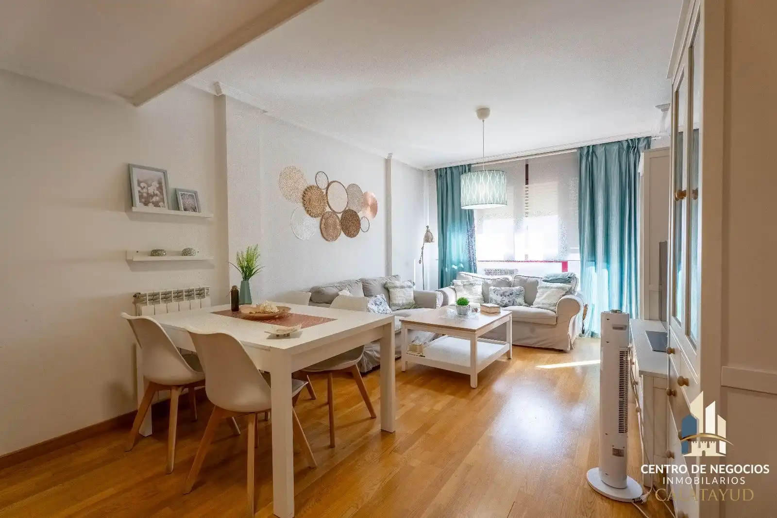Sala d'estar de Pis per a compartir en Calatayud amb Aire condicionat, Calefacció i Parquet