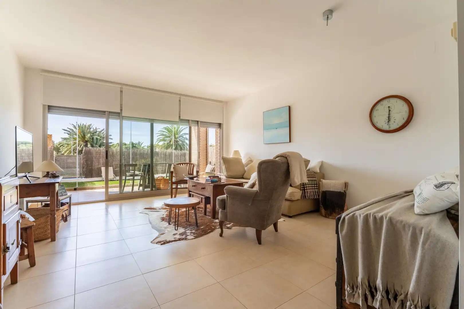 Sala d'estar de Casa adosada en venda en Cambrils amb Calefacció, Jardí privat i Terrassa