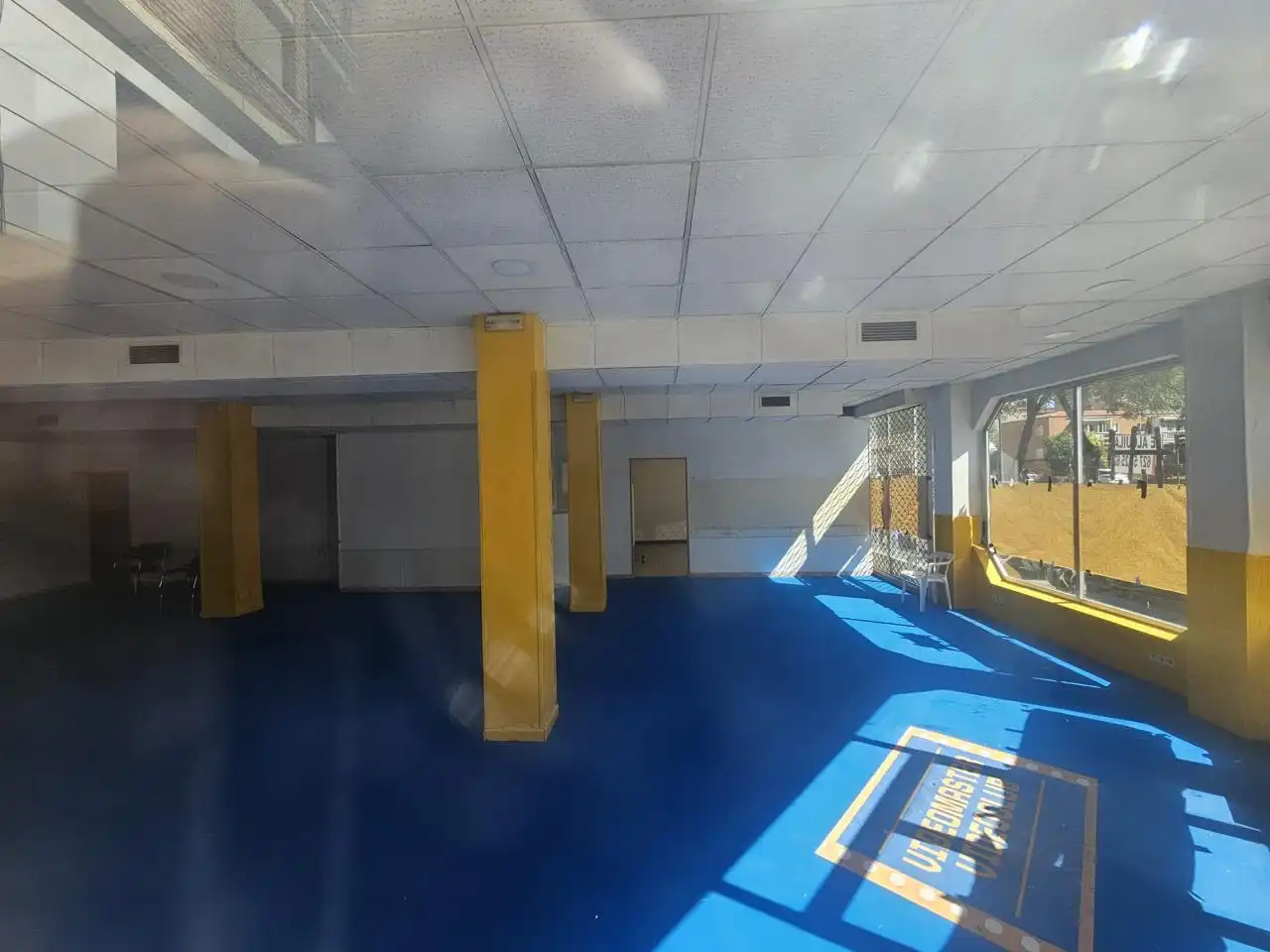 Local comercial de lloguer a Vía Complutense, imagen 5