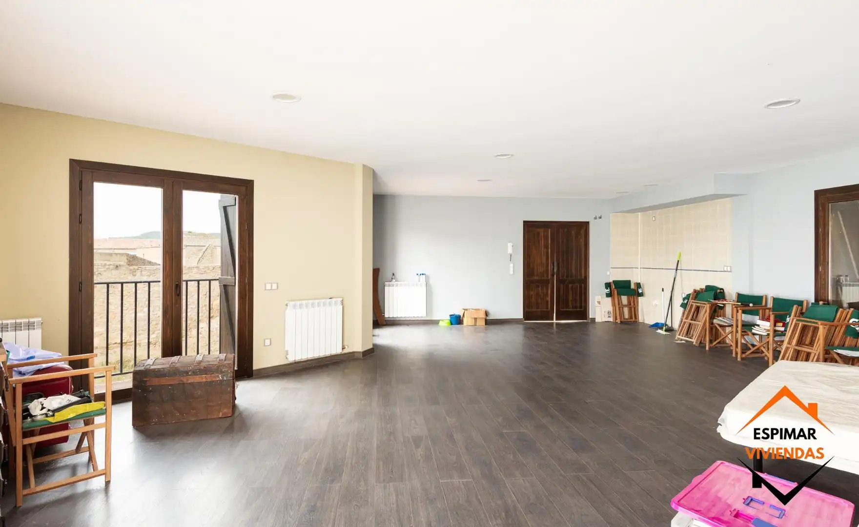 Edificio en venta en Castejón de Valdejasa