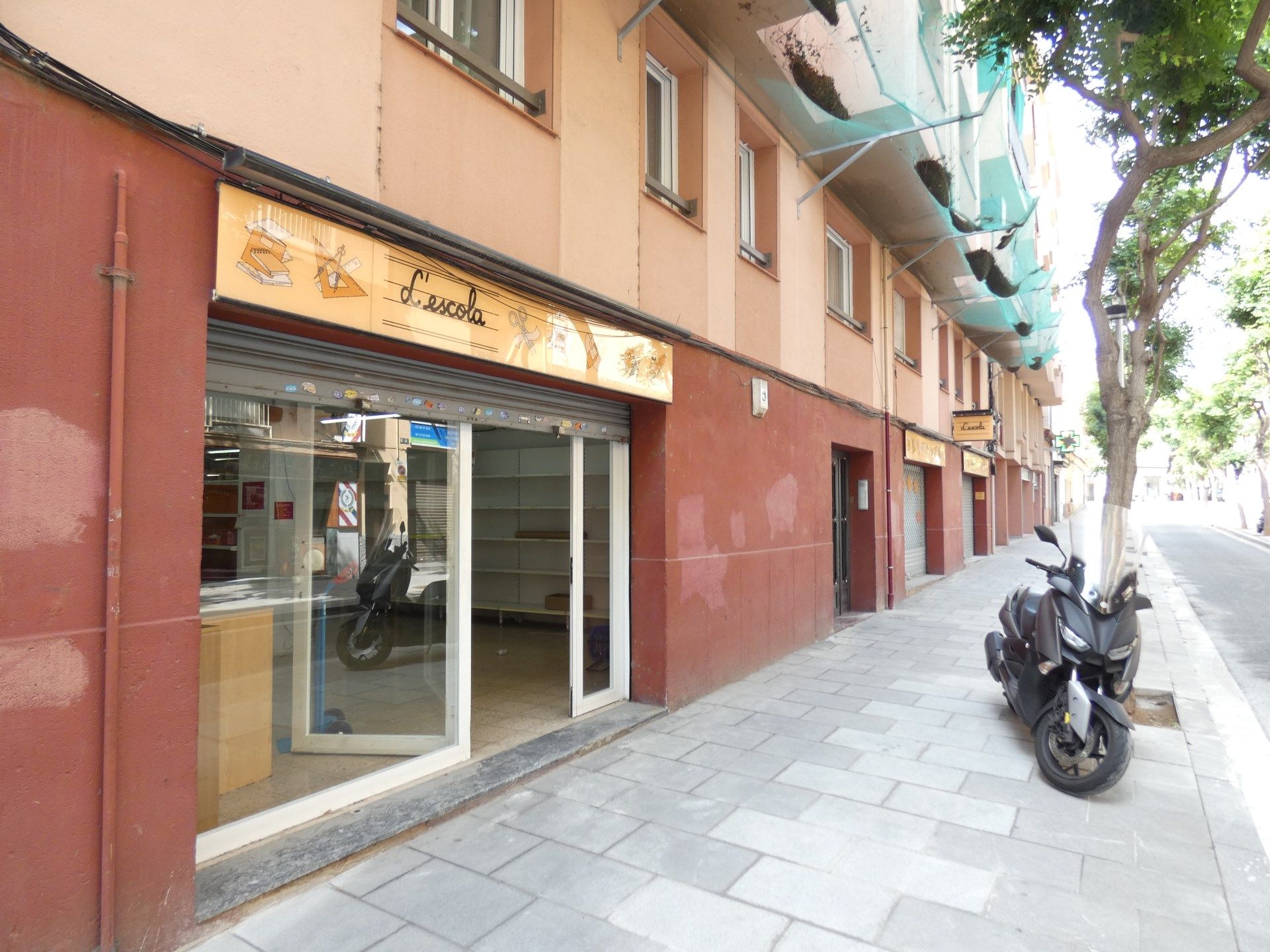 Premises for sale in Cerdanyola del Vallès  with Air Conditioner