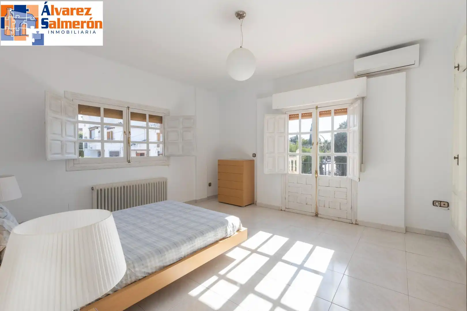 Habitación de Casa o chalet en venta en Altos de la Zubia