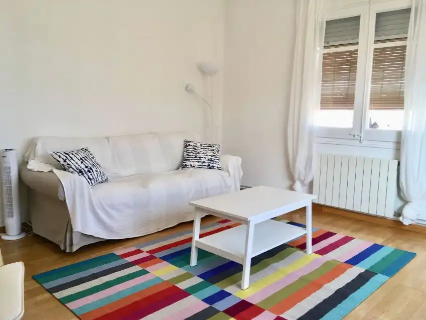 Flat with garden to rent in Via Augusta 19, imagen 2