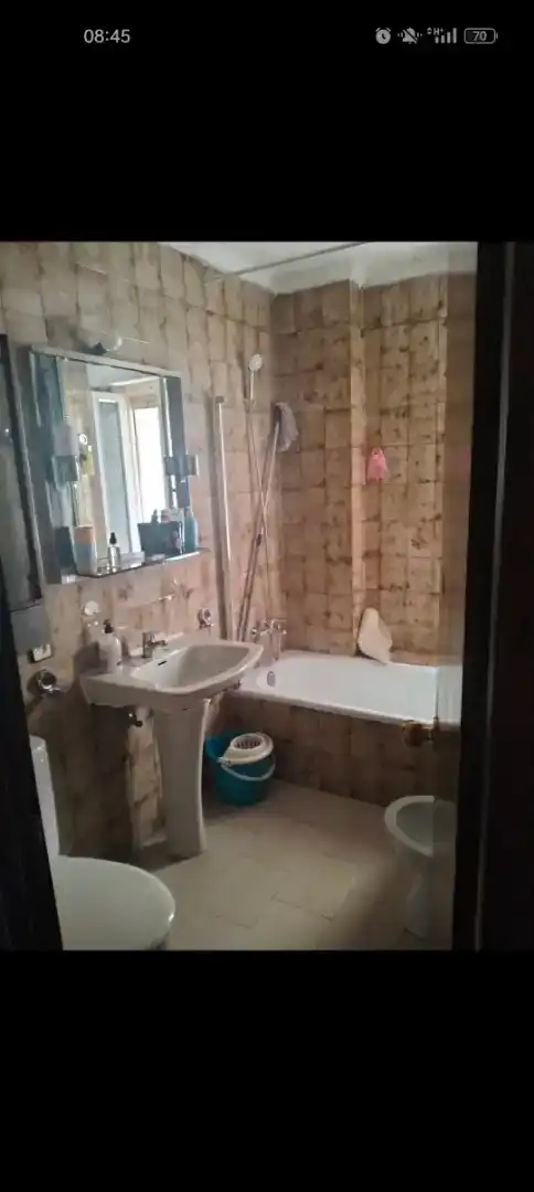 Bany de Pis en venda en Barañáin / Barañain amb Parquet, Moblat i Forn