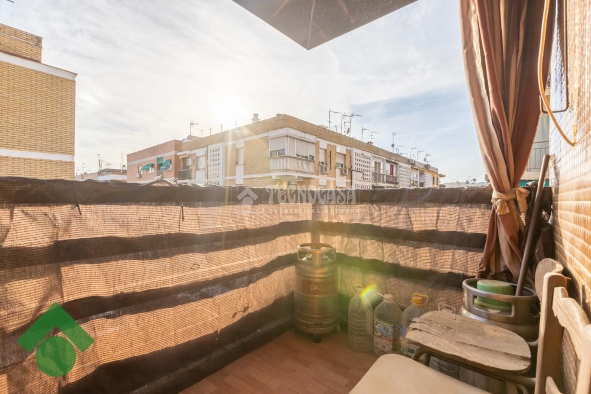Flat for sale in Santa Rosa - Valdeolleros, Norte-Sierra