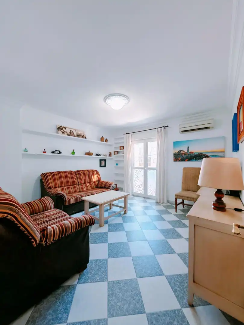 Sala d'estar de Pis en venda en Conil de la Frontera amb Terrassa, Moblat i Balcó