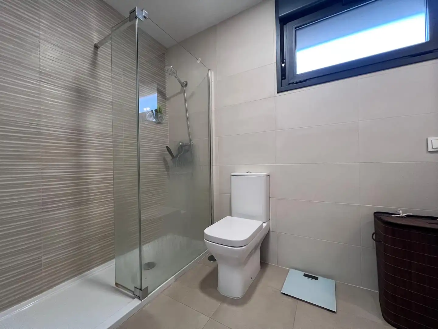 Bathroom of Flat for sale in Cáceres  with Storage room, Swimming Pool and Furnished