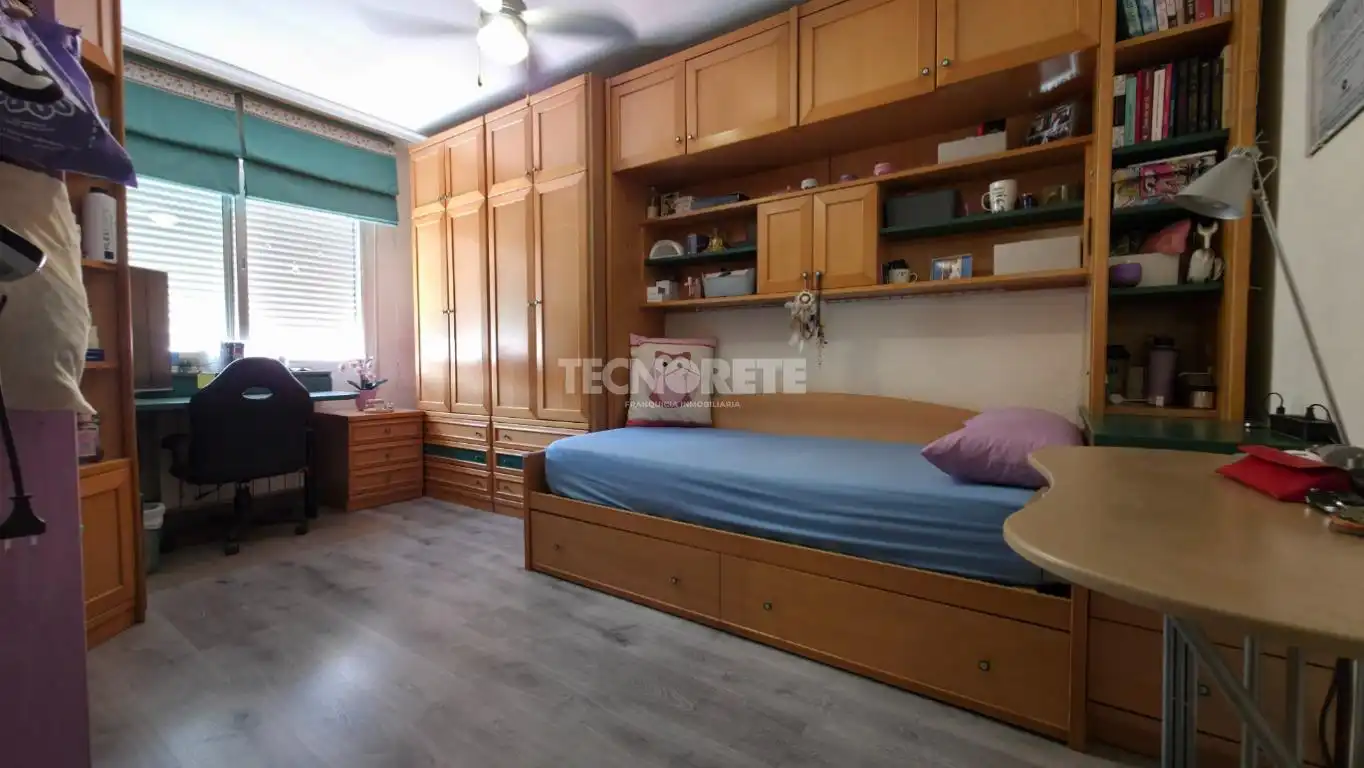 Habitación de Piso en venta en Guadalajara con Aire acondicionado, Calefacción y Balcón