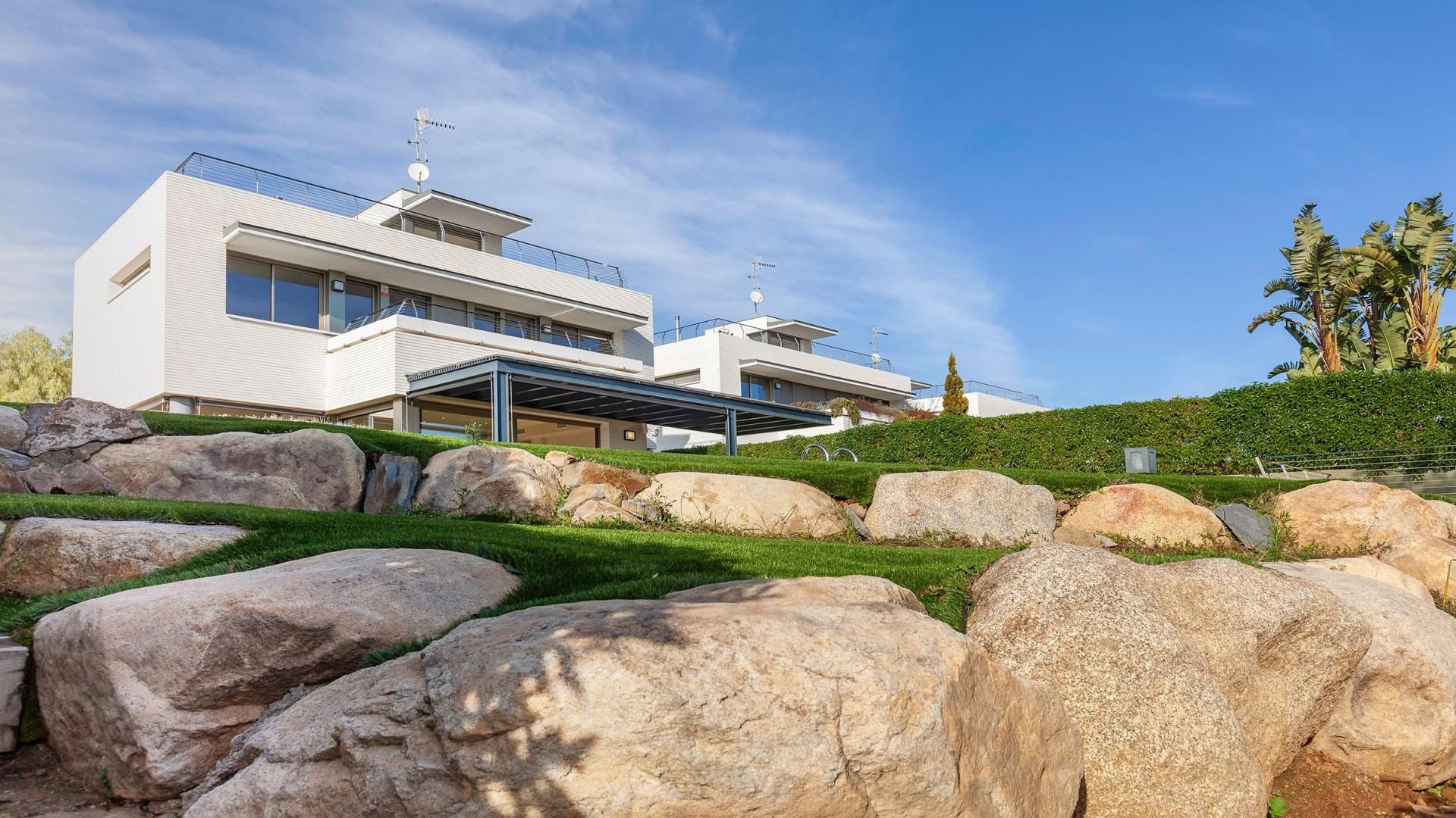 Exterior view of Houses for sale in Sant Vicenç de Montalt  with Air Conditioner, Private garden and Parquet flooring