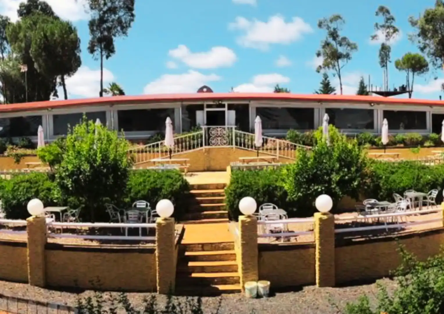 Buildings for sale in Calañas  with Community pool