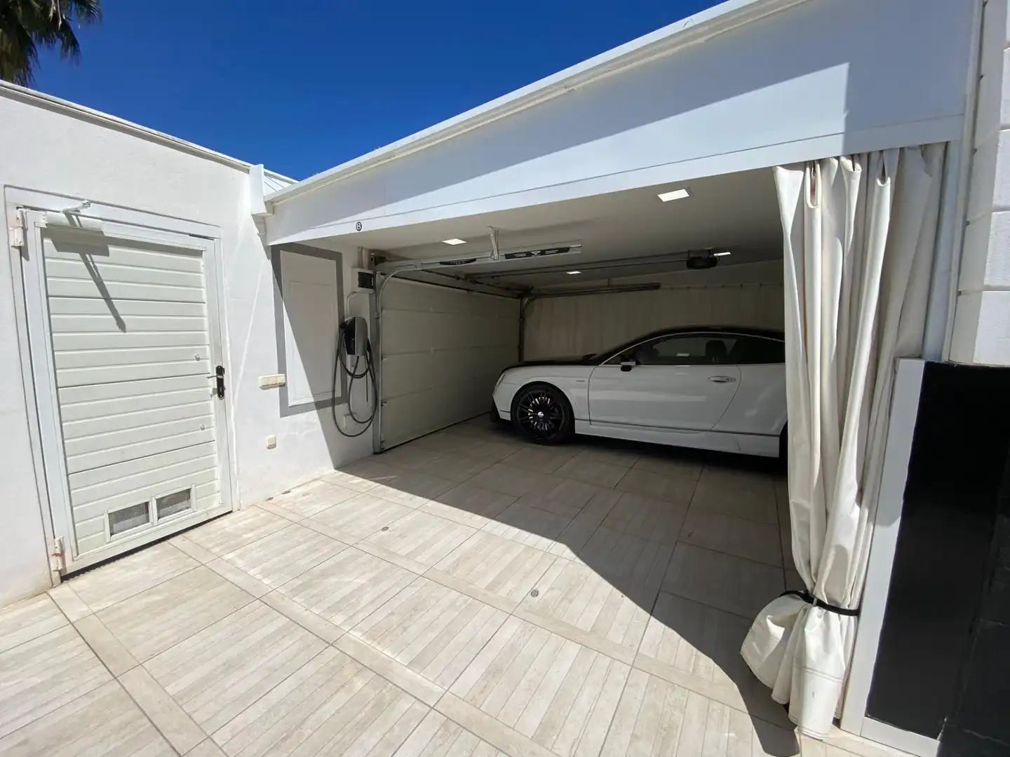 Aparcament de Casa o xalet en venda en Gandia amb Aire condicionat, Calefacció i Terrassa
